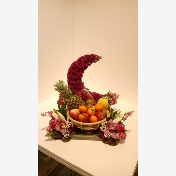 Red Crescent Ramadan Basket