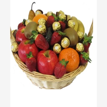 fruit & Ferrero basket