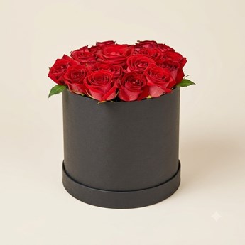 18 Red Roses Bouquet Box