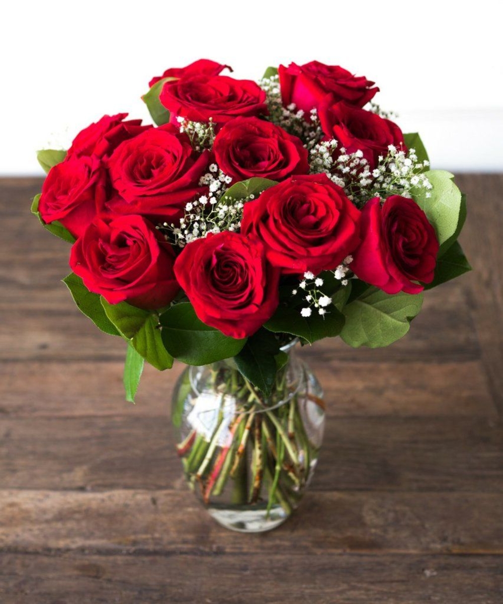 Red Roses & Glass Vase