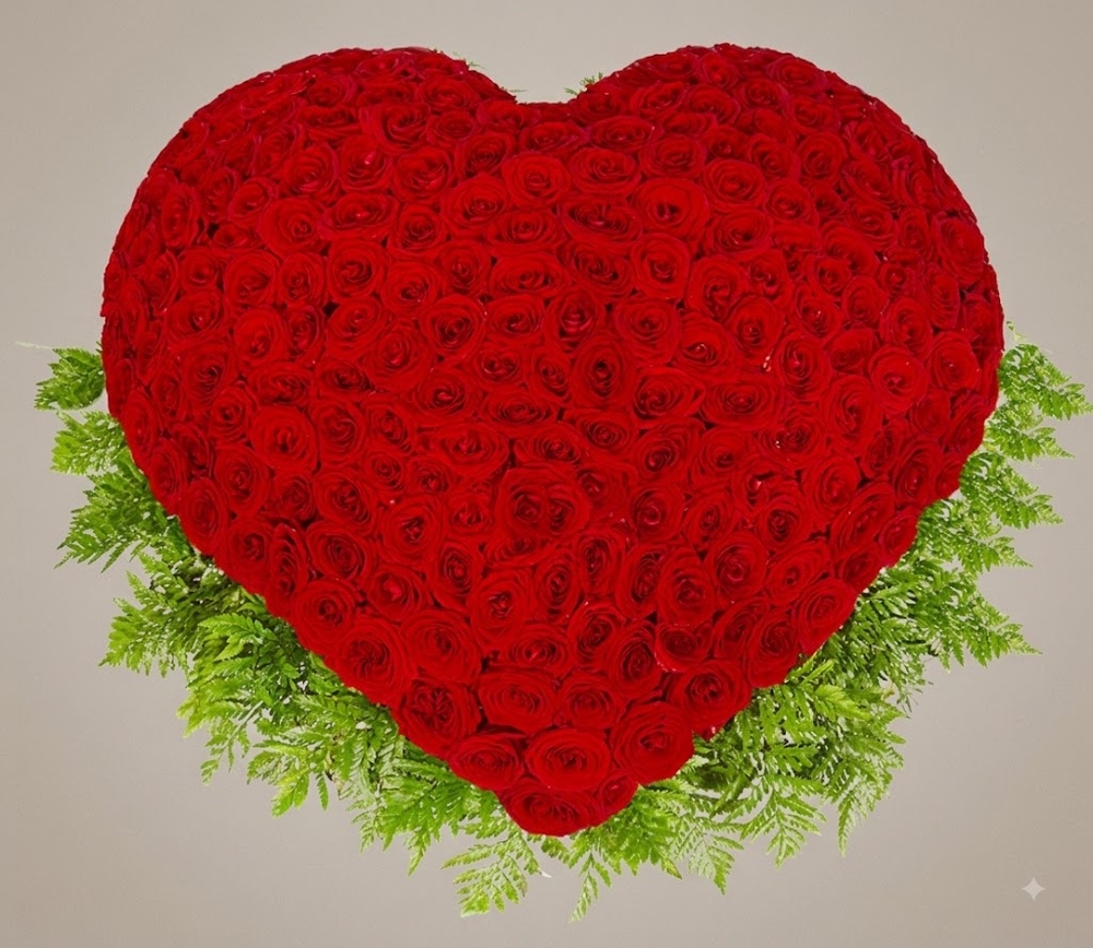 Red Roses Heart Arrangement