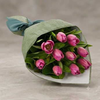 10 Pink Tulips Bouquet