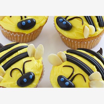 Pretty Honey Bee Cupcakes