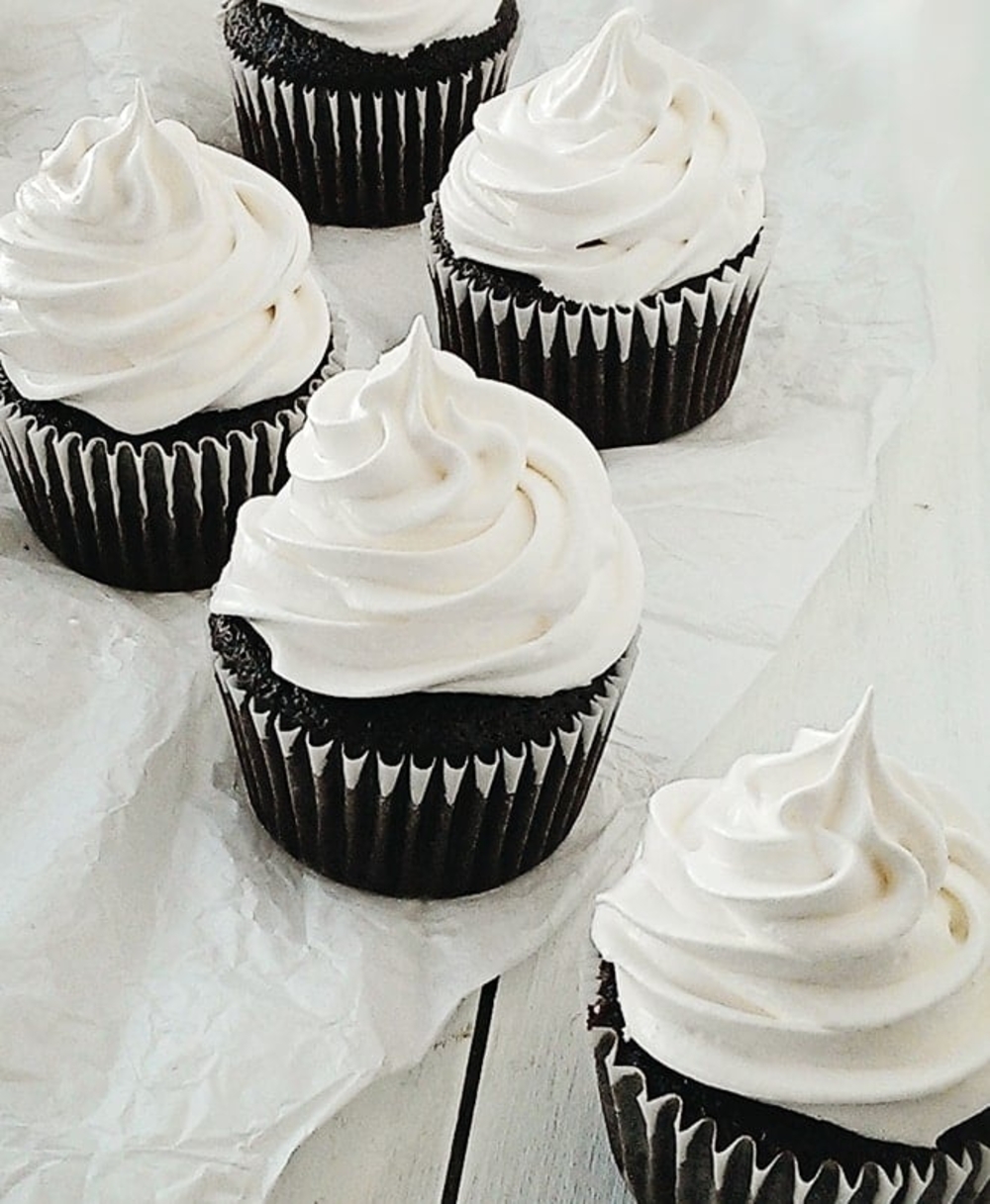 Chocolate Cupcakes With Caramel